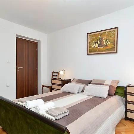 Puntizela 1986 Apartamento *