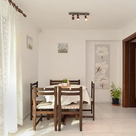 Puntizela 1986 Apartamento